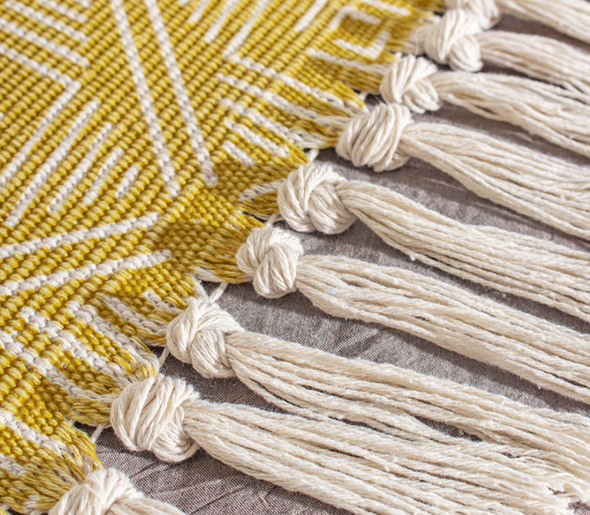 Retro Moroccan Geometric Pattern Cotton and Linen Area Rug with Tassel Handwoven Floor Carpet Rug for Living Room Bedroom 07