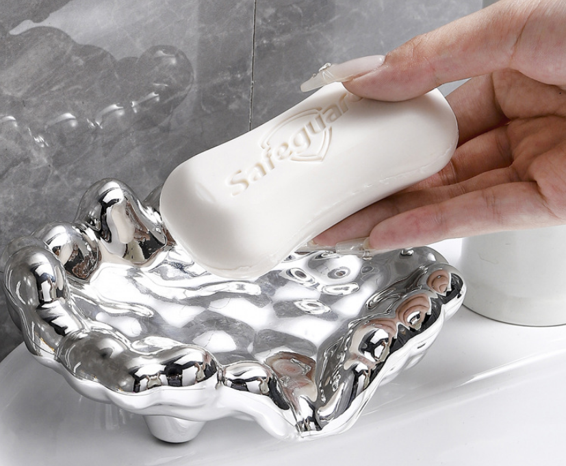Fashion Gold And Sliver Cloud Shape Self-rowing Multifunctional Soap Dishes Soap Holder