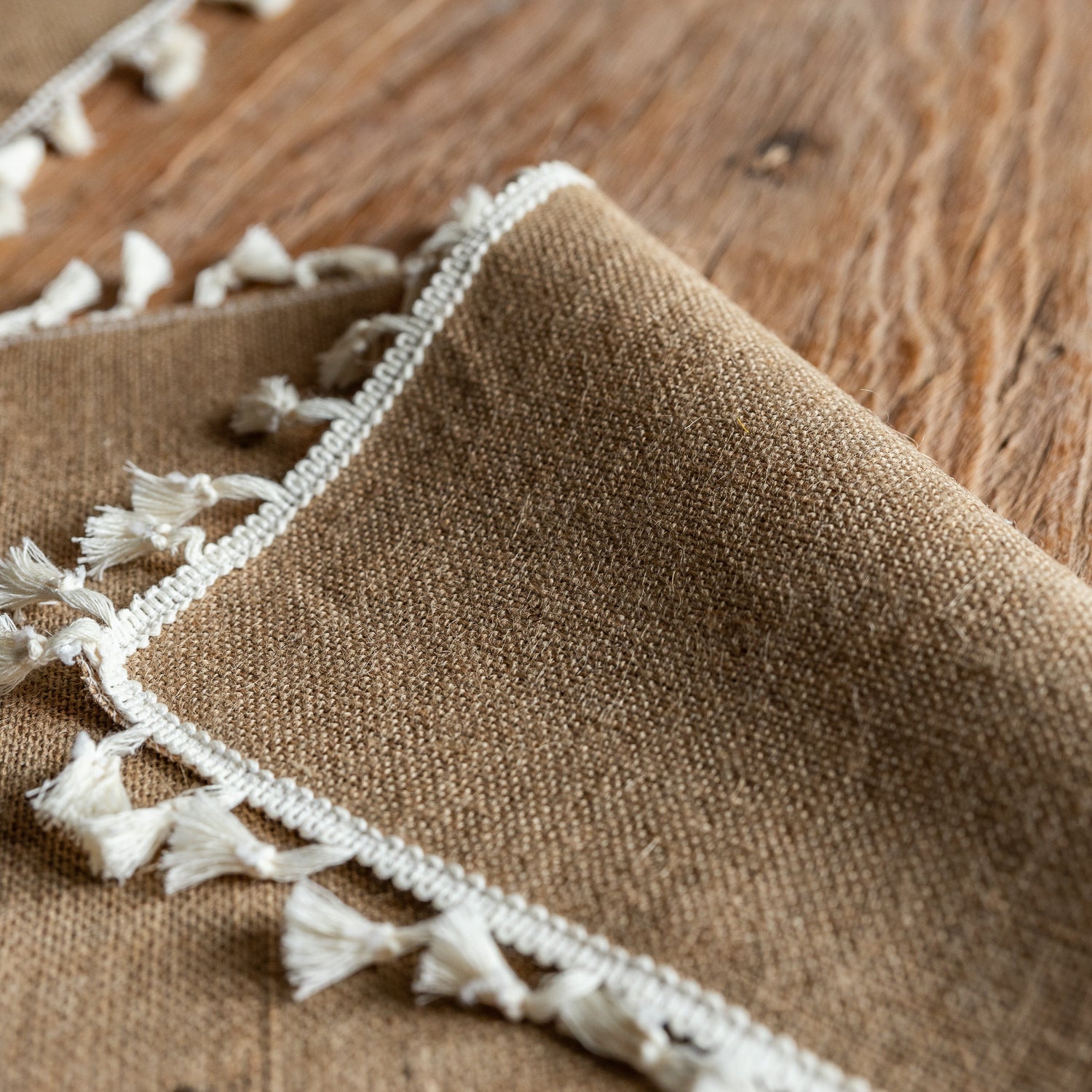 Vintage Jute Tassel Table Runner Round Bowl Mat Rectangular Heat Insulating Placemat 02