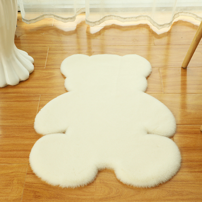Cute Bear Shaped Irregular Shaped Super Soft Faux Rabbit Fur Area Rugs Shaggy Plush Bedside Rugs For The Bedroom Living Room Hall