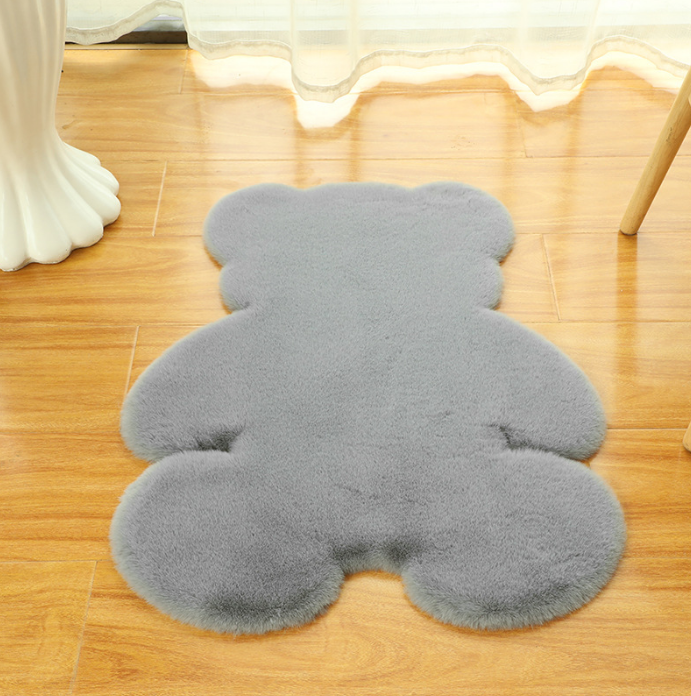 Cute Bear Shaped Irregular Shaped Super Soft Faux Rabbit Fur Area Rugs Shaggy Plush Bedside Rugs For The Bedroom Living Room Hall