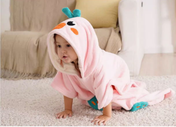 Comfortable Skin-friendly Lovely Pink Bathrobe Baby Children's Towels