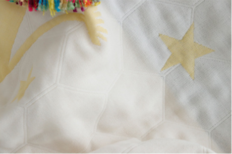 Comfortable Cusy Cute Lion Pattern Bathrobe Baby Towels
