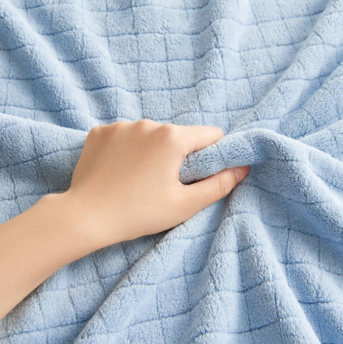 Comfortable Skin-friendly Cosy Little Blue Elephant Bathrobe Beach Baby Children Towels