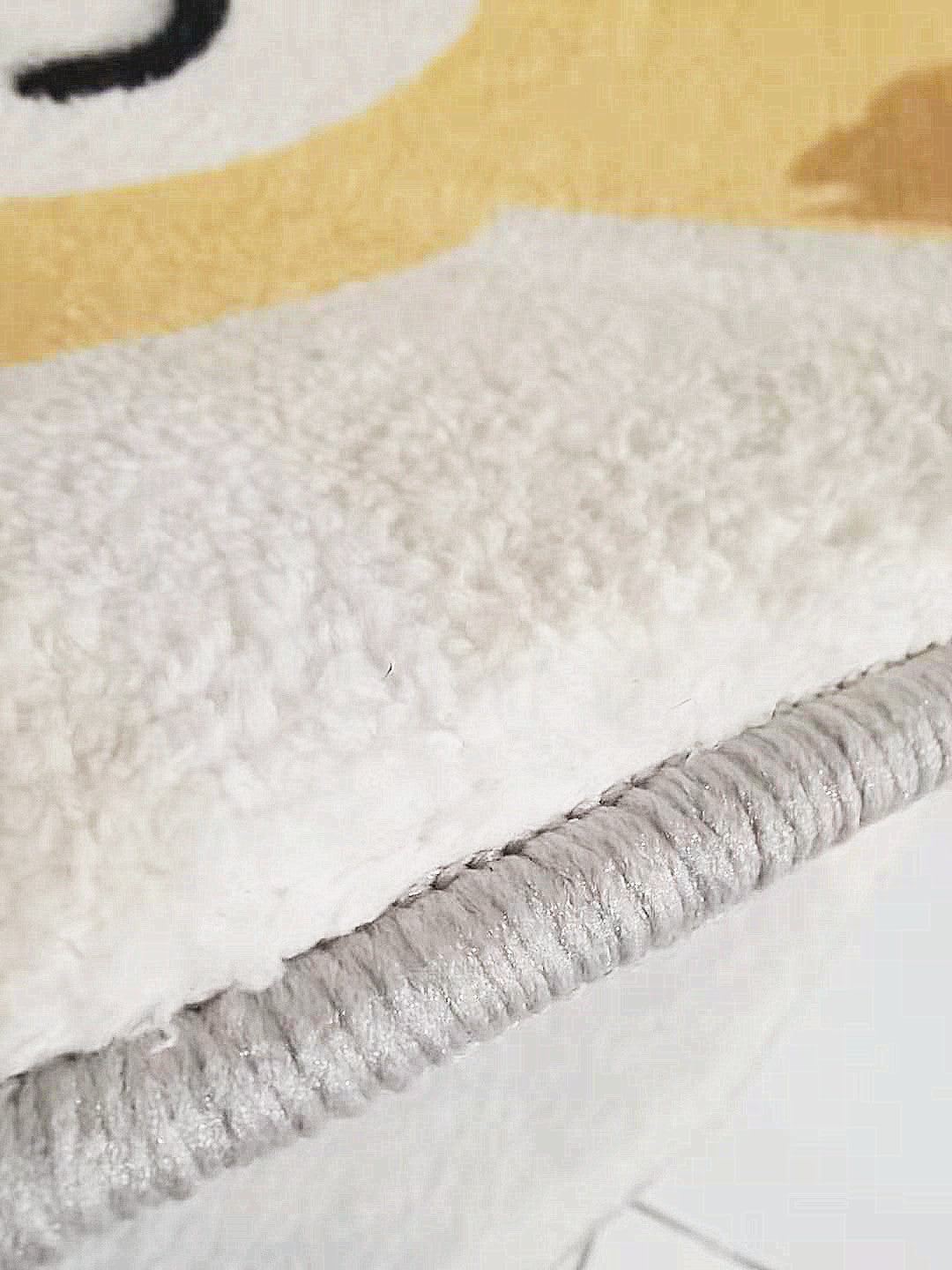 Cartoon Cat Patterned Round Imitation Cashmere Shaggy Soft Rugs For Living Room Bedroom Bedside Carpet