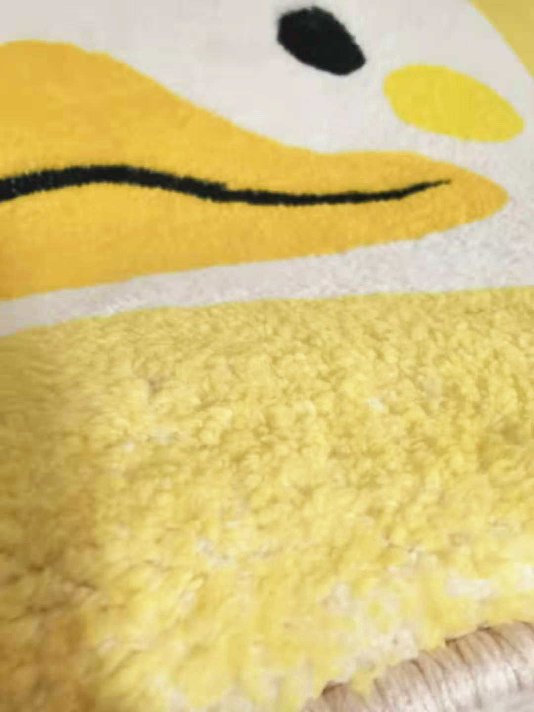 Cartoon Bear Patterned Round Imitation Cashmere Shaggy Soft Rugs For Living Room Bedroom Bedside Carpet