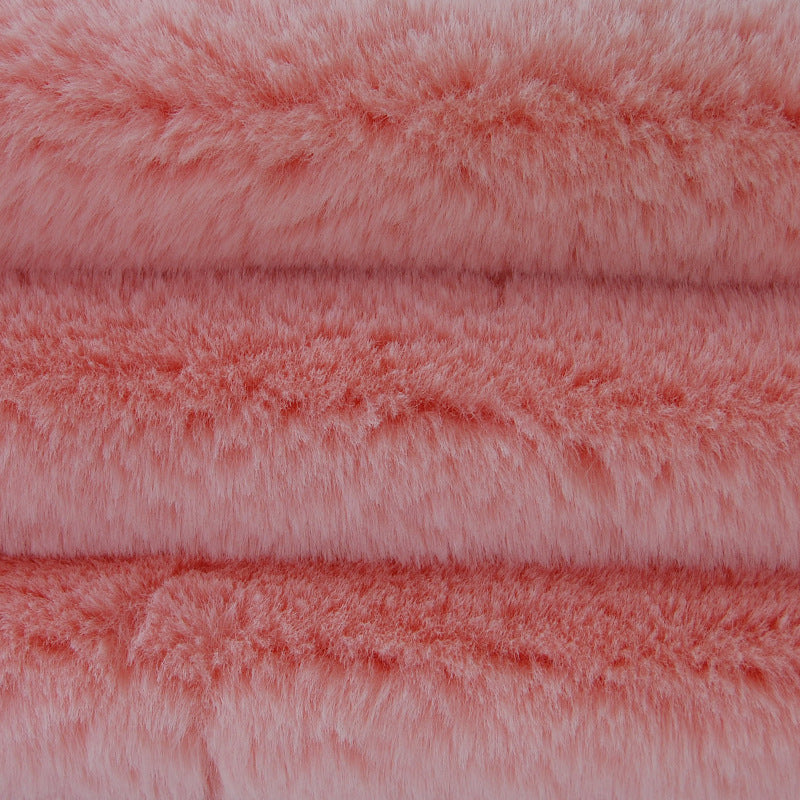 Quality Comfy Oval Pink Faux Rabbit Fur Soft Shaggy Rugs For Living Room Nursery Bedroom Bedside Rugs Floor Mats