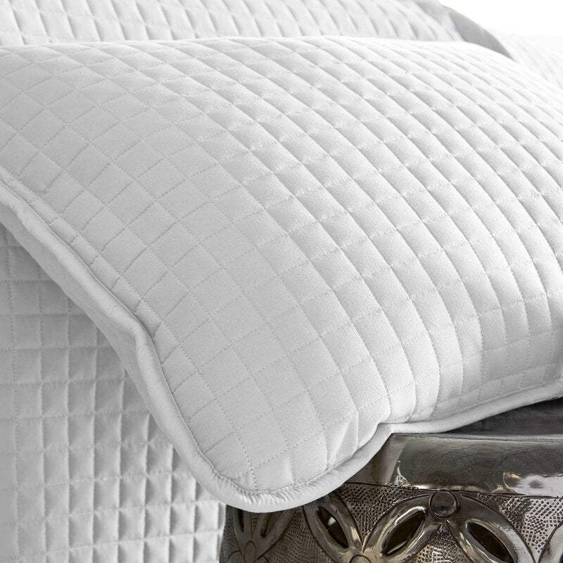 Pure White Small Square Quilt Set