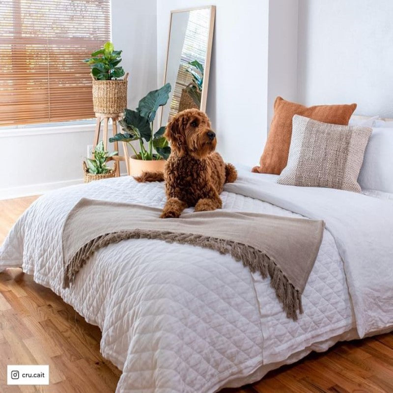 Pure White Small Diamond Quilt Set