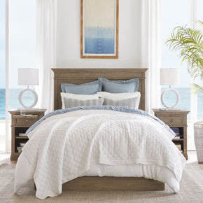 Pure White Small Diamond Quilt Set