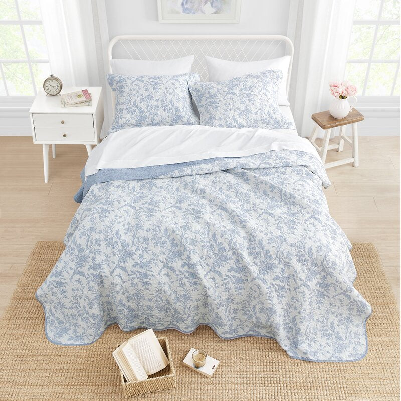 Light Blue Floral Cotton Reversible Quilt Set