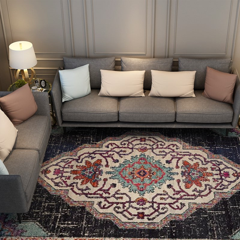 Patterned Traditional Black Rugs for the Living Room and Bedroom