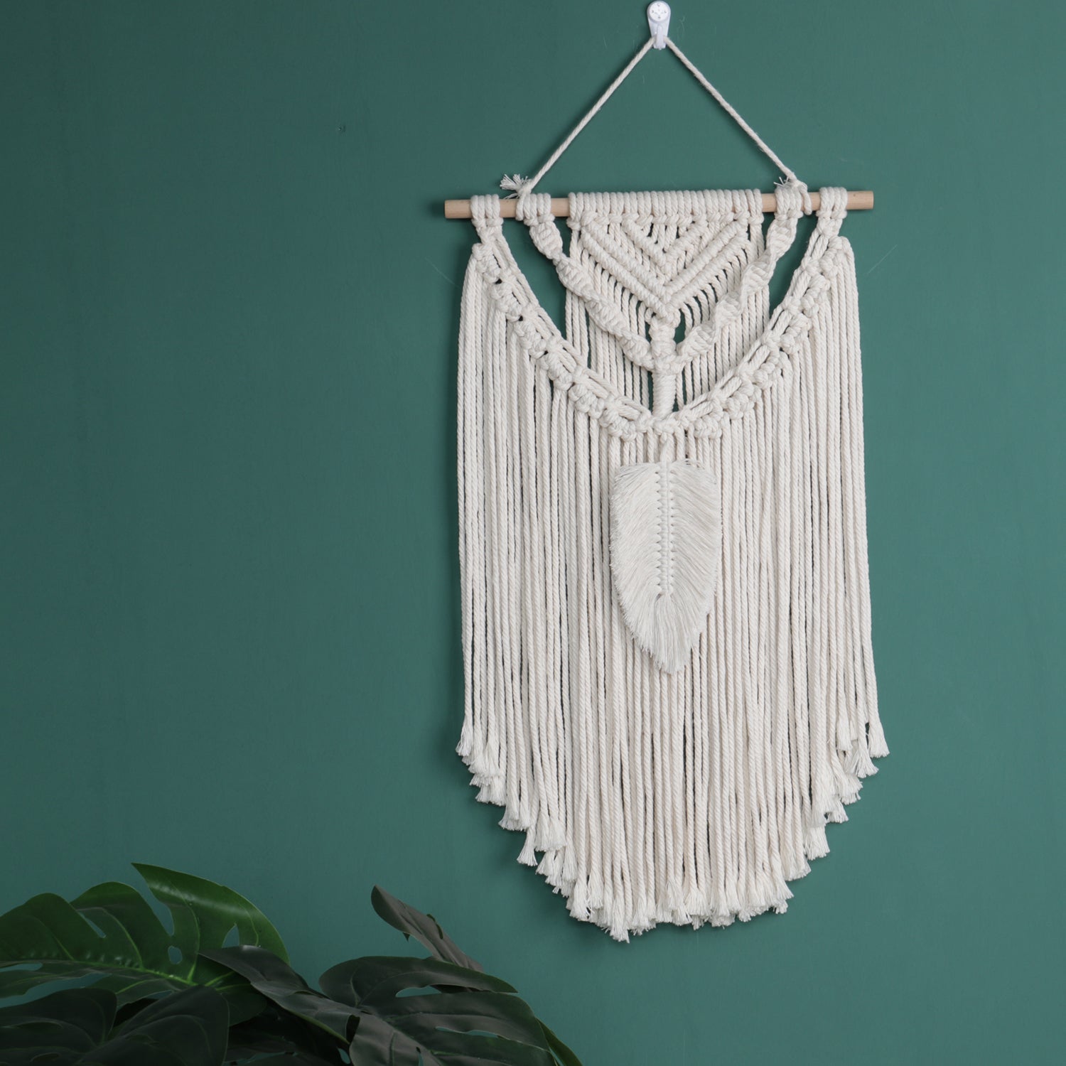 Exquisite Handmade Beige Leaf Ornament Cotton Hanging Rugs Tapestry With Tassel Handwoven For Bedroom Living Room Hall Wall Decor Art Tapestries