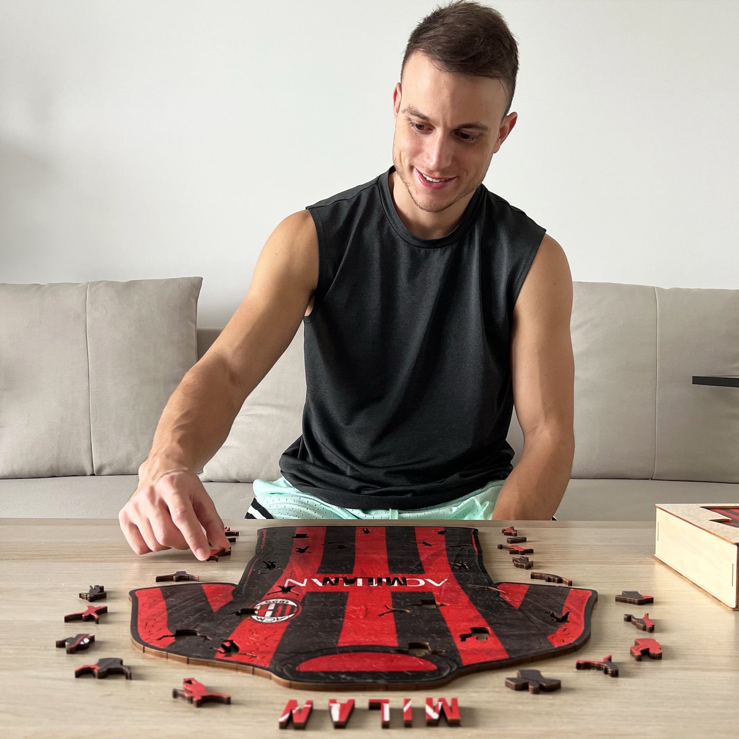 AC Milan® Jersey - Official Wooden Puzzle