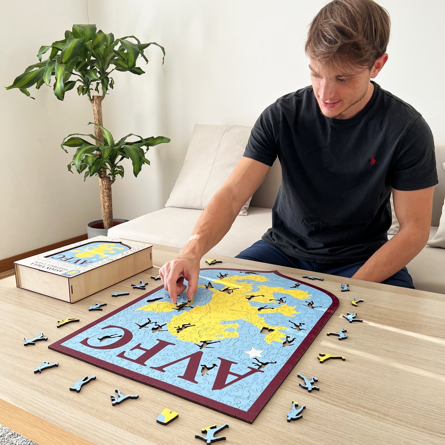 Aston Villa FC® Logo - Official Wooden Puzzle
