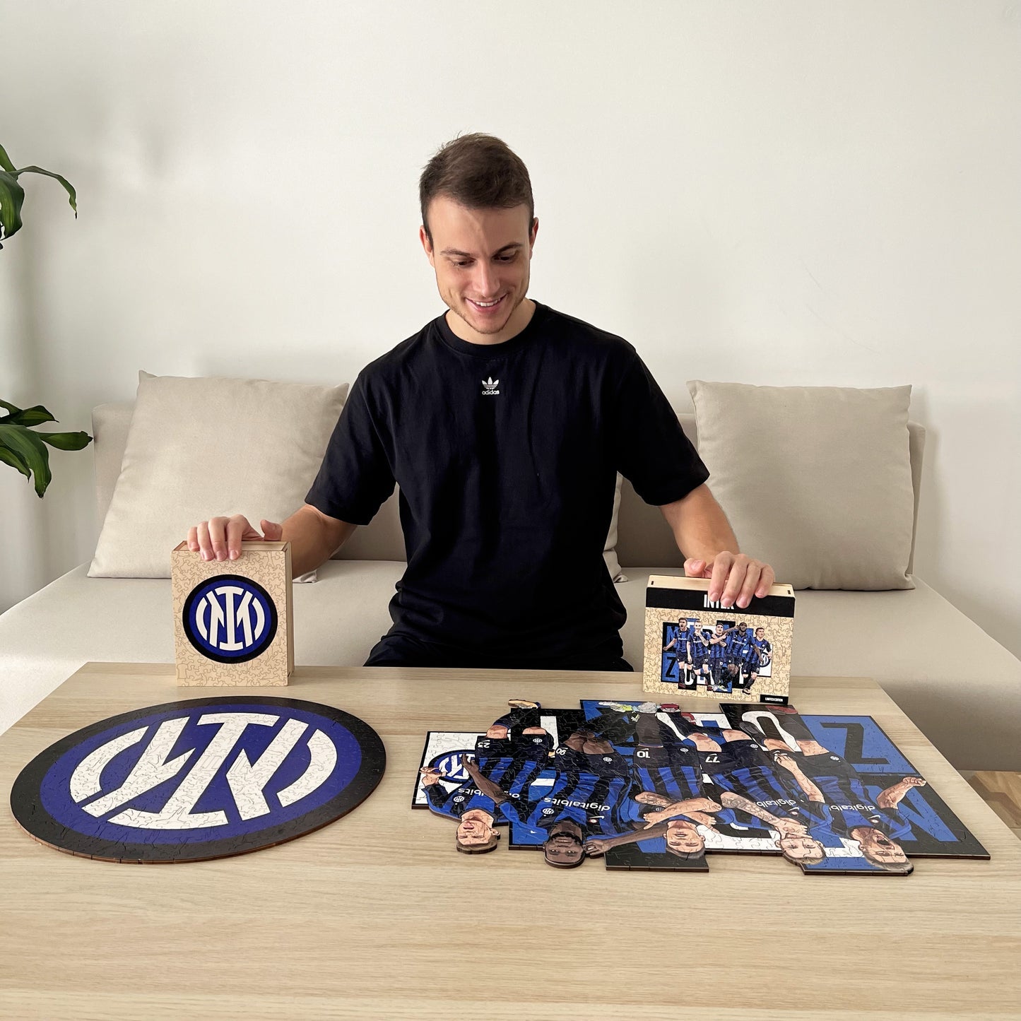 2 PACK FC Inter® Logo + 5 Players