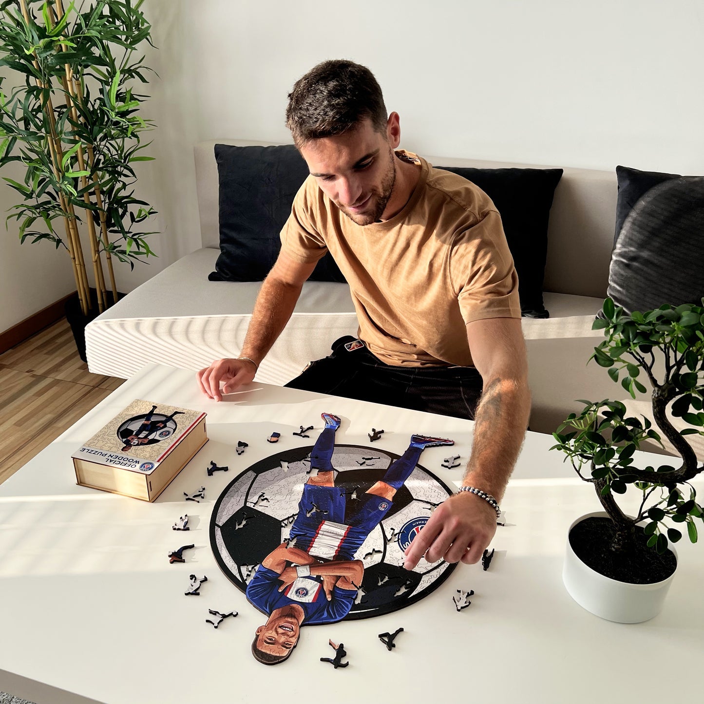 Kylian Mbappé - Official Wooden Puzzle