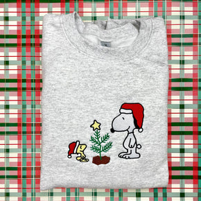 Cartoon Embroidered Sweatshirt Snoopy and Woodstock Charlie Brown Peanuts Christmas Crewneck
