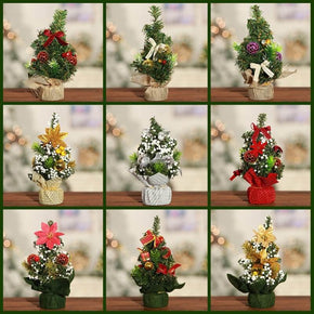 Small Christmas Trees, Mini Christmas Tree with Base Table Top Trees for Desk Table Tops Christmas Decorations (20cm)
