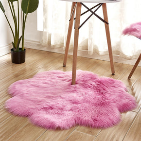 Pink Flower Shaped Super Soft Shaggy Modern Faux Sheepskin Fur Plush Irregular Shaped Area Bedside Rugs For the Bedroom Living Room Hall
