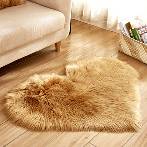 Light Brownish Yellow Faux Sheepskin Fur Area Love Heart Shaped Shaggy Plush Rugs For Bedroom Hall Bedroom Bedside Living Room