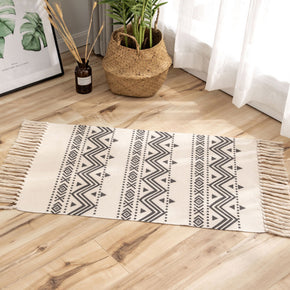 Striped Geometric Cotton Vintage Warm Area Rug with Tassel Hand Woven Floor Carpet Rug for Bedroom Living Room